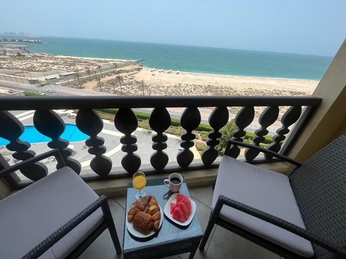 דירות ראס אל חאימה Beach Front Escape מראה חיצוני תמונה