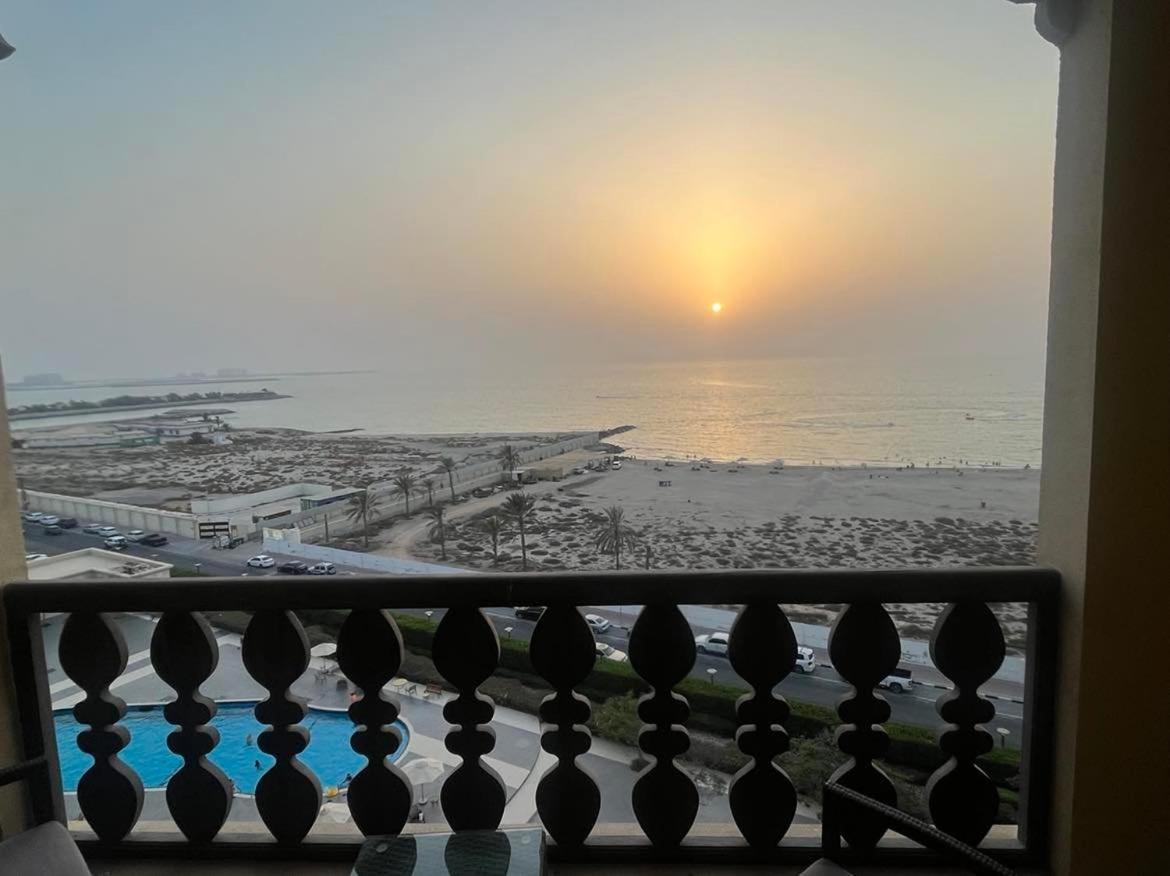 דירות ראס אל חאימה Beach Front Escape מראה חיצוני תמונה