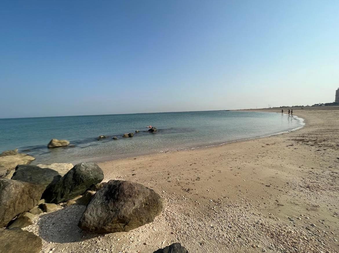 דירות ראס אל חאימה Beach Front Escape מראה חיצוני תמונה